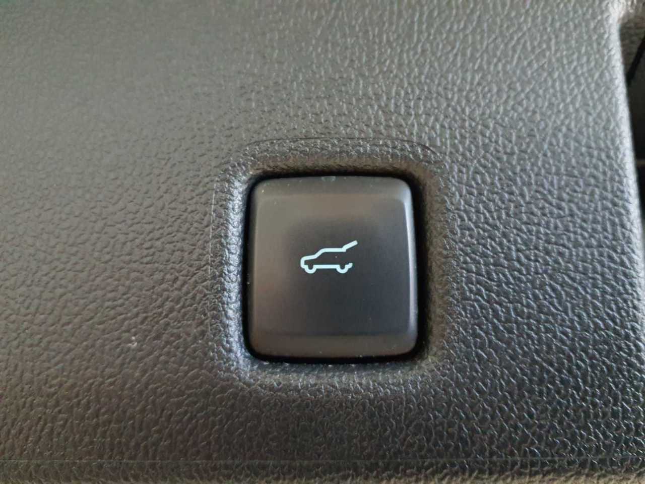 Ford Kuga 1.5 EcoBoost ST-LINE X 11