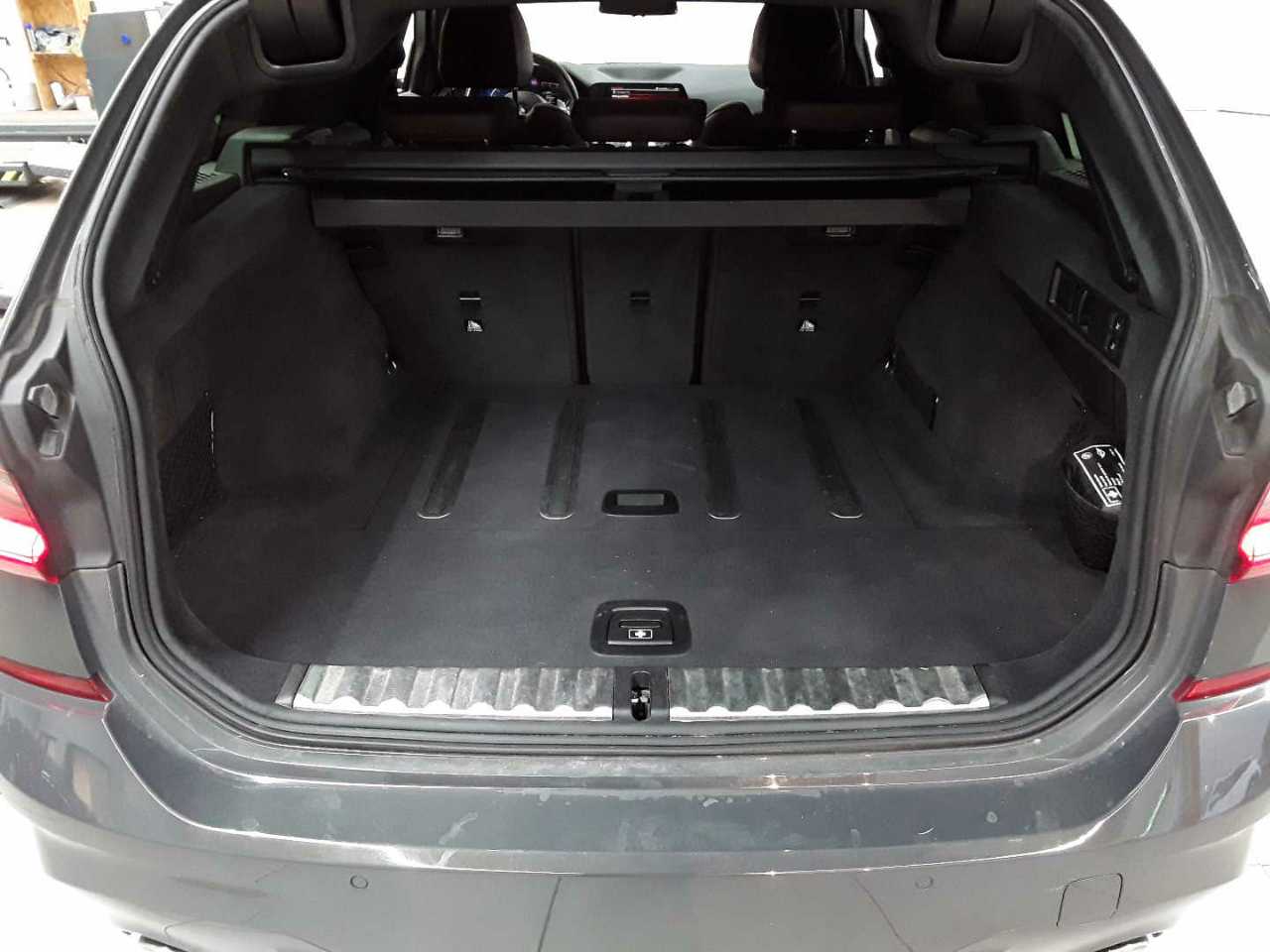 Bmw 320d Touring xDrive Aut. M Sport 9