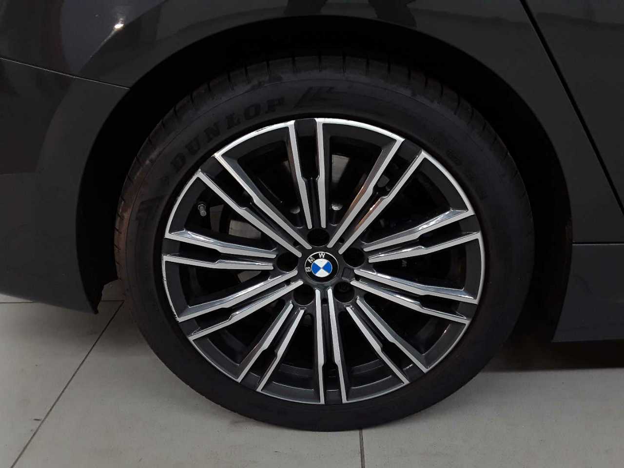 Bmw 320d Touring xDrive Aut. M Sport 17