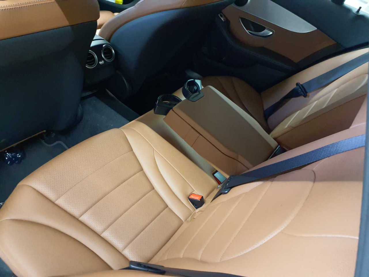 Mercedes-Benz C 220 d 4Matic T 9G-TRONIC AMG Line 8