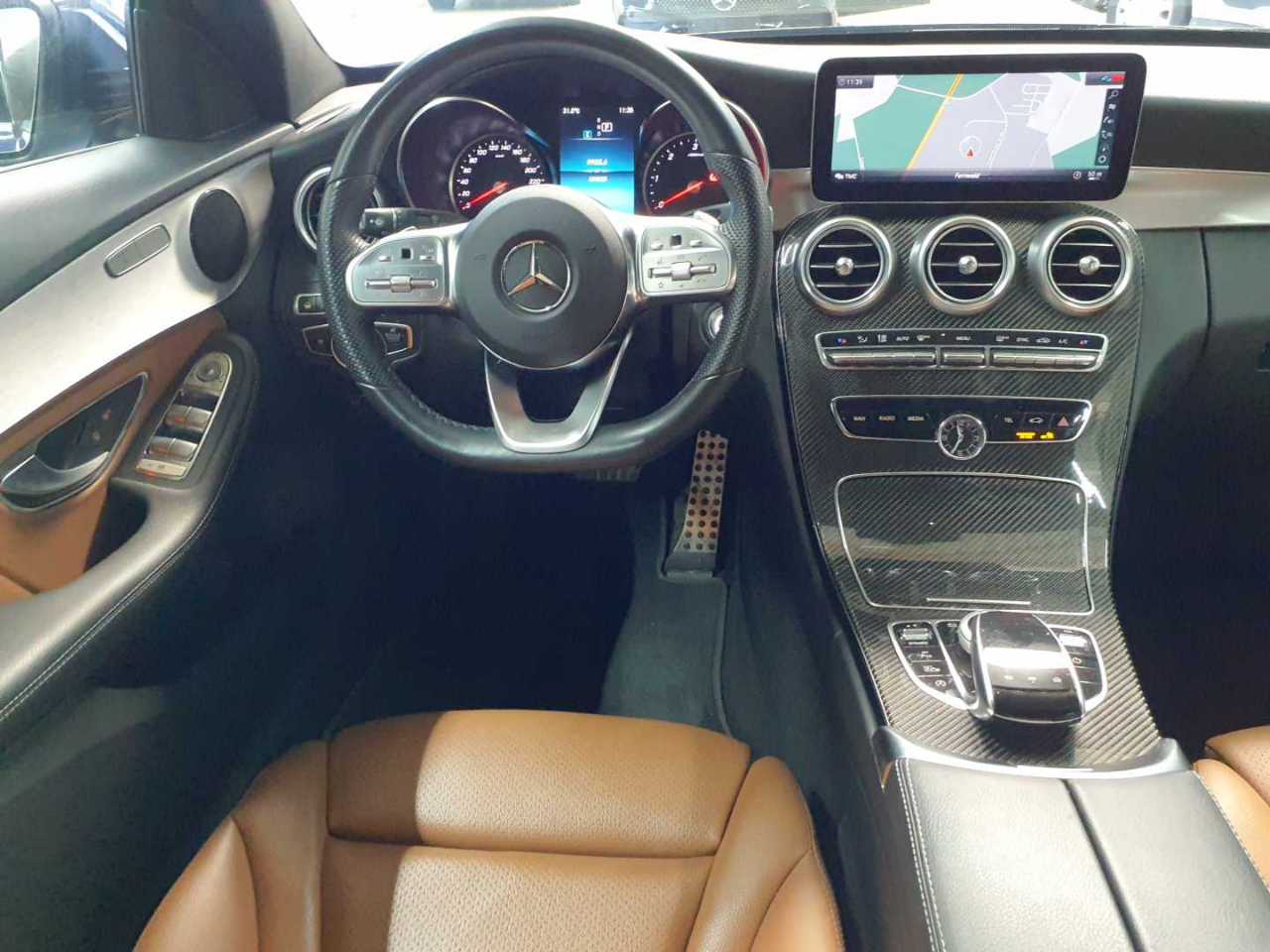 Mercedes-Benz C 220 d 4Matic T 9G-TRONIC AMG Line 5