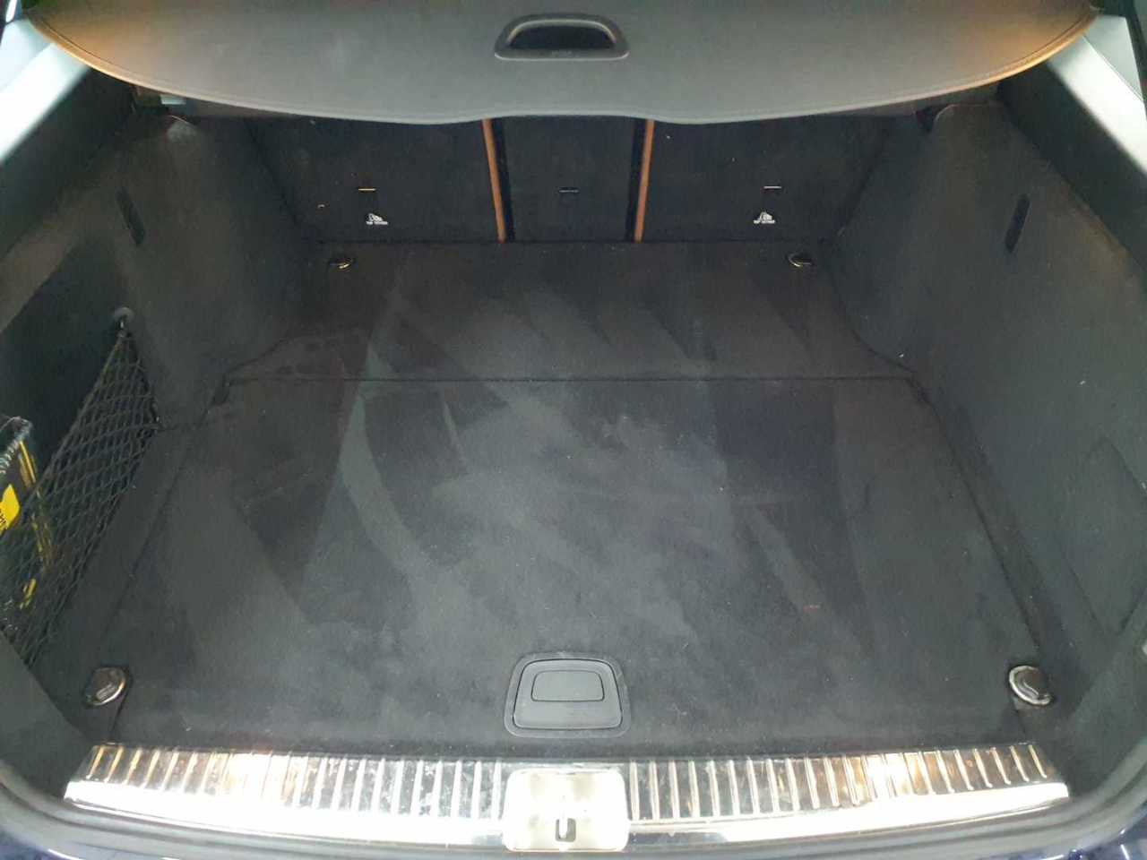 Mercedes-Benz C 220 d 4Matic T 9G-TRONIC AMG Line 10