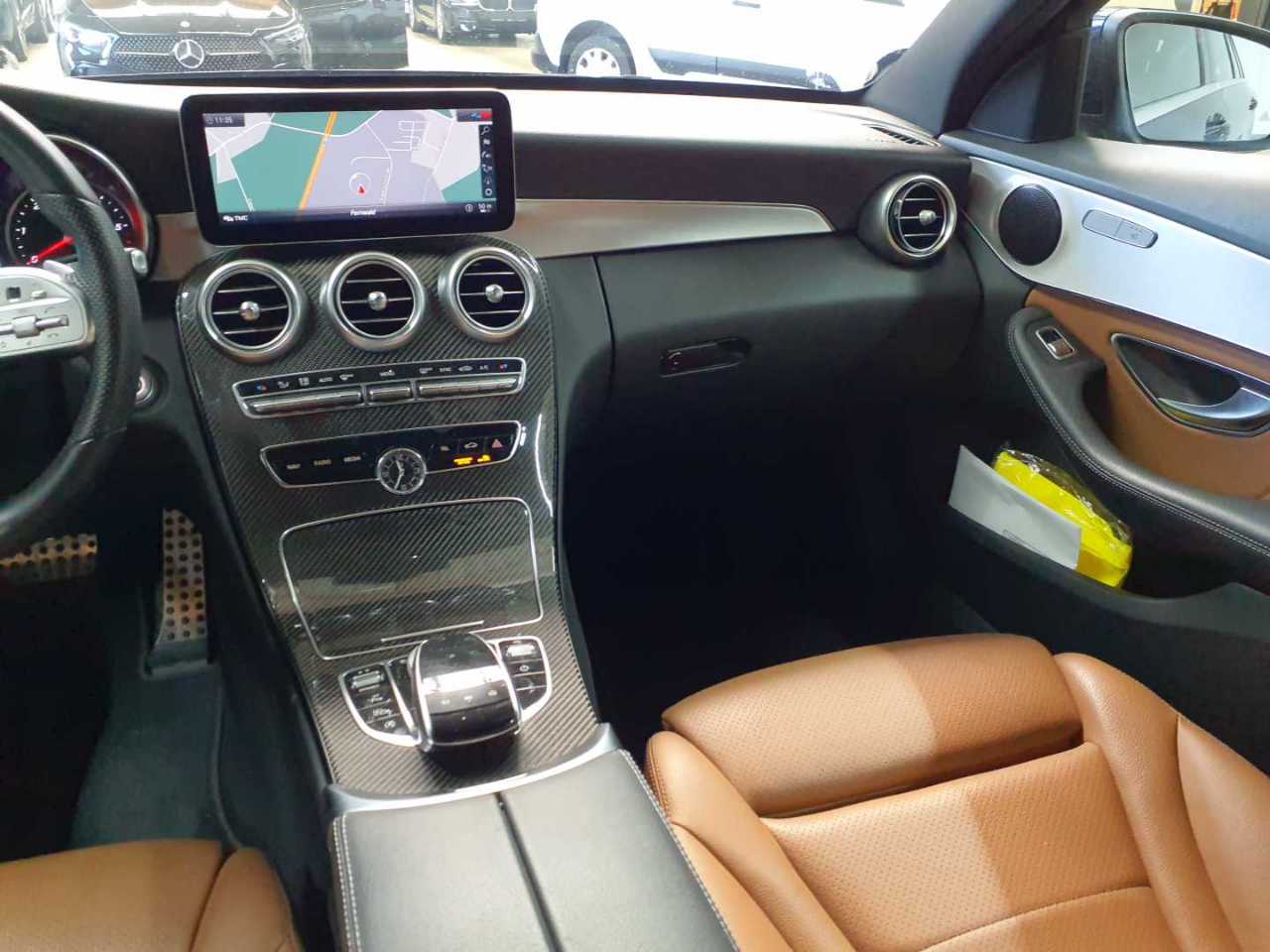 Mercedes-Benz C 220 d 4Matic T 9G-TRONIC AMG Line 6