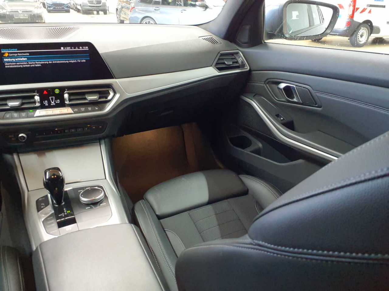 Bmw 320e Touring xDrive Aut. Advantage 6