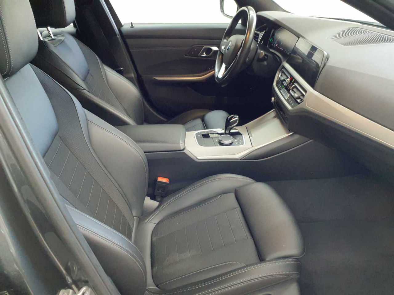 Bmw 320e Touring xDrive Aut. Advantage 12
