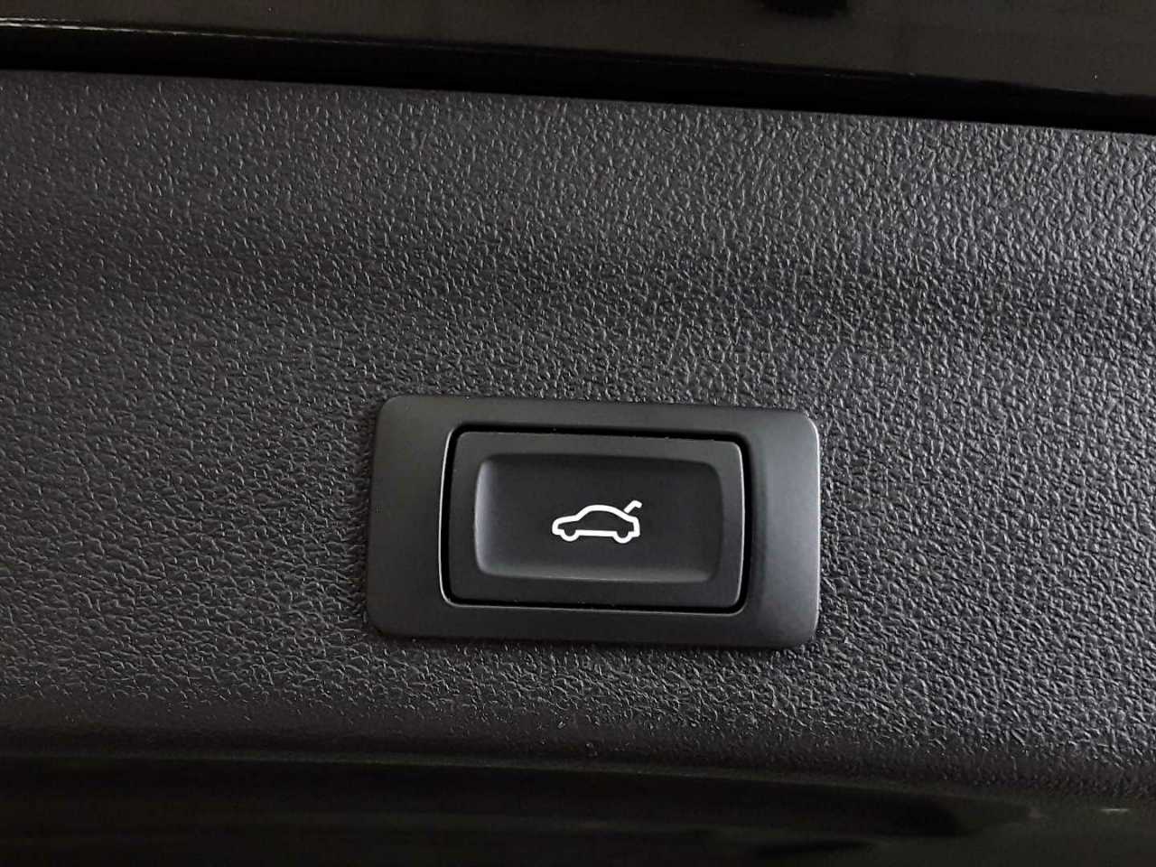 Audi A6 Avant 40 TDI S tronic 17