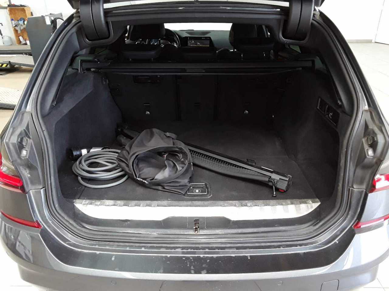 Bmw 320e Touring xDrive Aut. M Sport 9