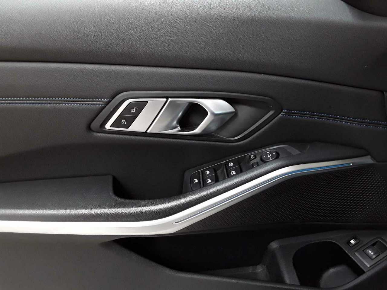 Bmw 320e Touring xDrive Aut. M Sport 4