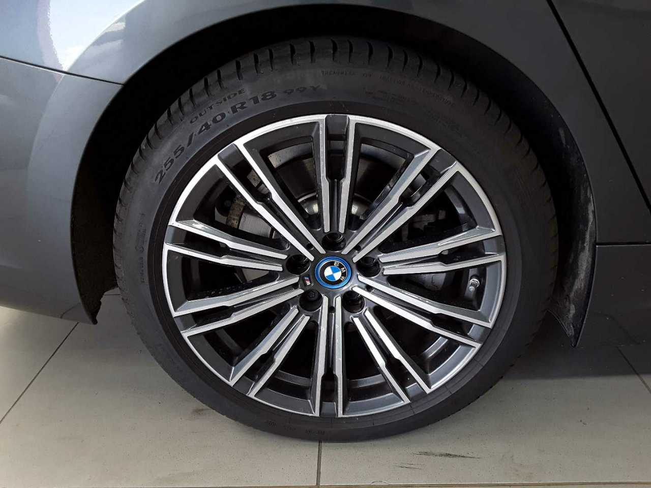 Bmw 320e Touring xDrive Aut. M Sport 17