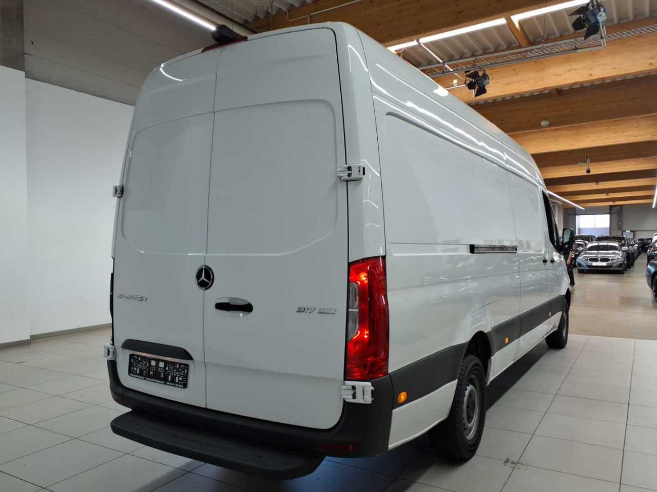 Mercedes-Benz 317 CDI Sprinter Lang HA 4