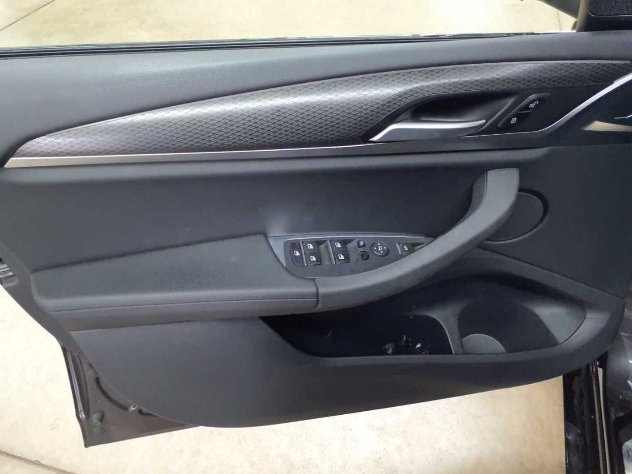 Bmw X3 xDrive30i Aut. 4