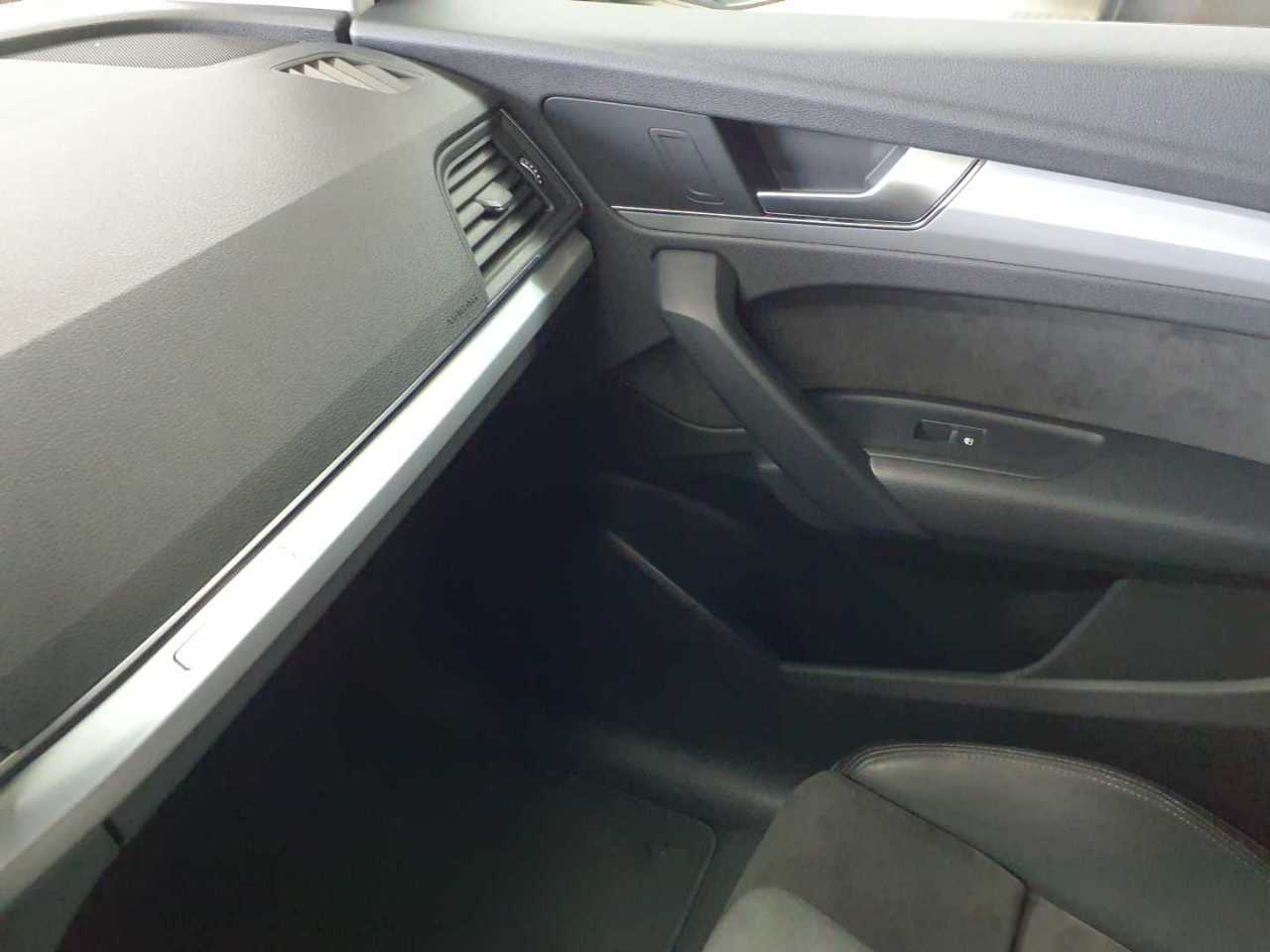 Audi Q5 40 TDI quattro S tronic design 16
