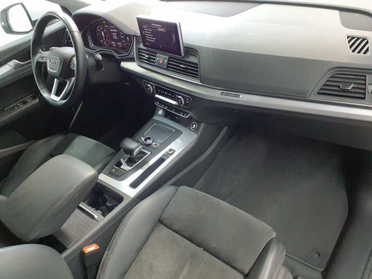 Audi Q5 40 TDI quattro S tronic design 13