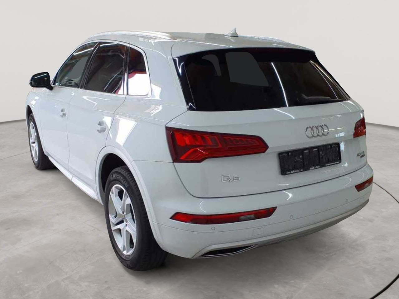Audi Q5 40 TDI quattro S tronic design 2