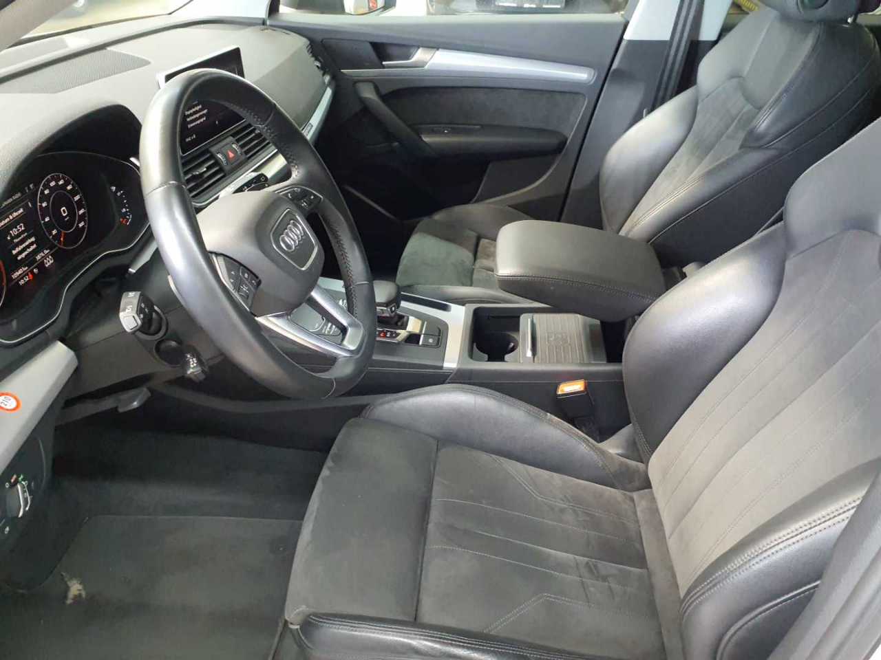 Audi Q5 40 TDI quattro S tronic design 3