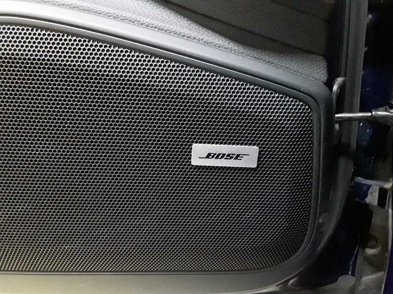 Porsche Panamera 4 E-Hybrid Platinum Edition 16