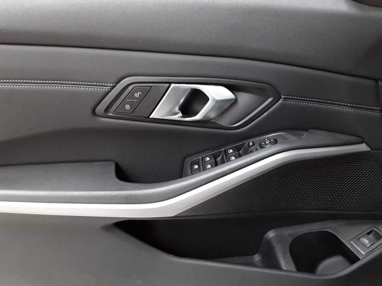 Bmw 320d Touring xDrive Aut. Advantage 4