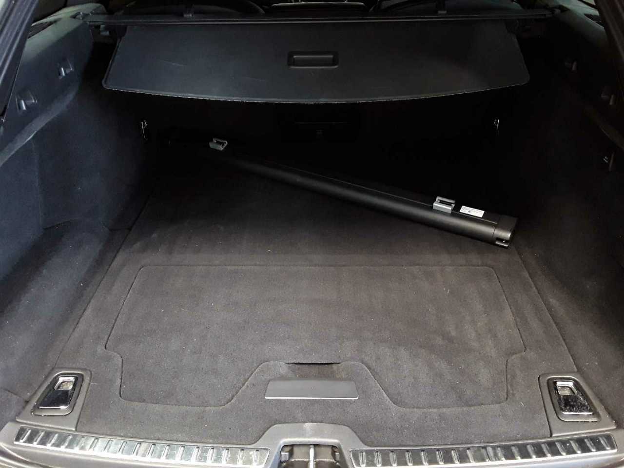 Volvo V90 D5 AWD Geartronic R Design 10