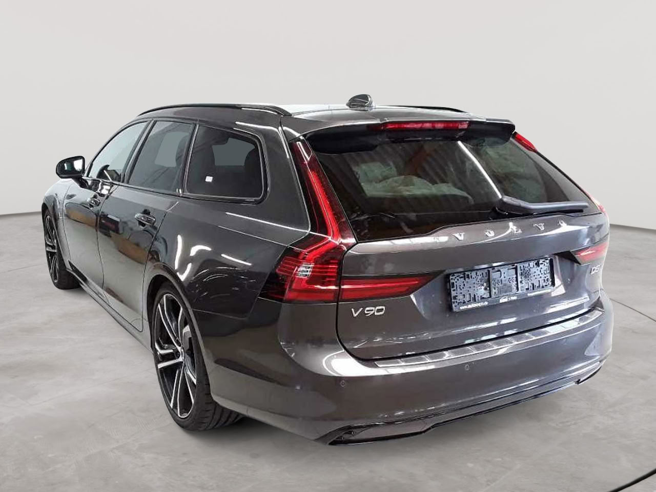 Volvo V90 D5 AWD Geartronic R Design 2