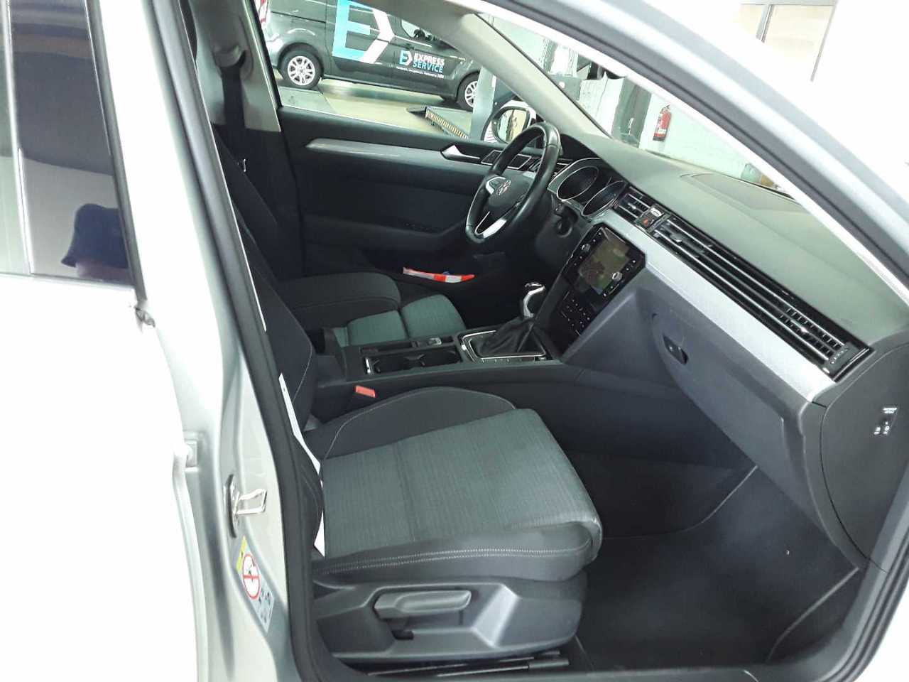 Vw Passat Variant 1.5 TSI OPF Business 10