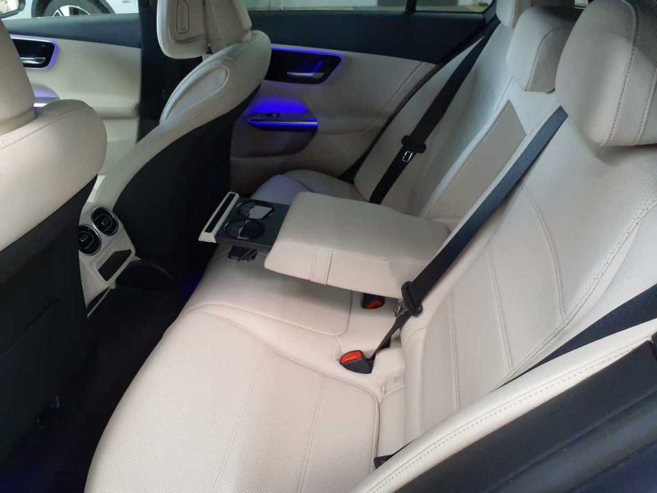 Mercedes-Benz C 220 d T 9G-TRONIC Avantgarde 7