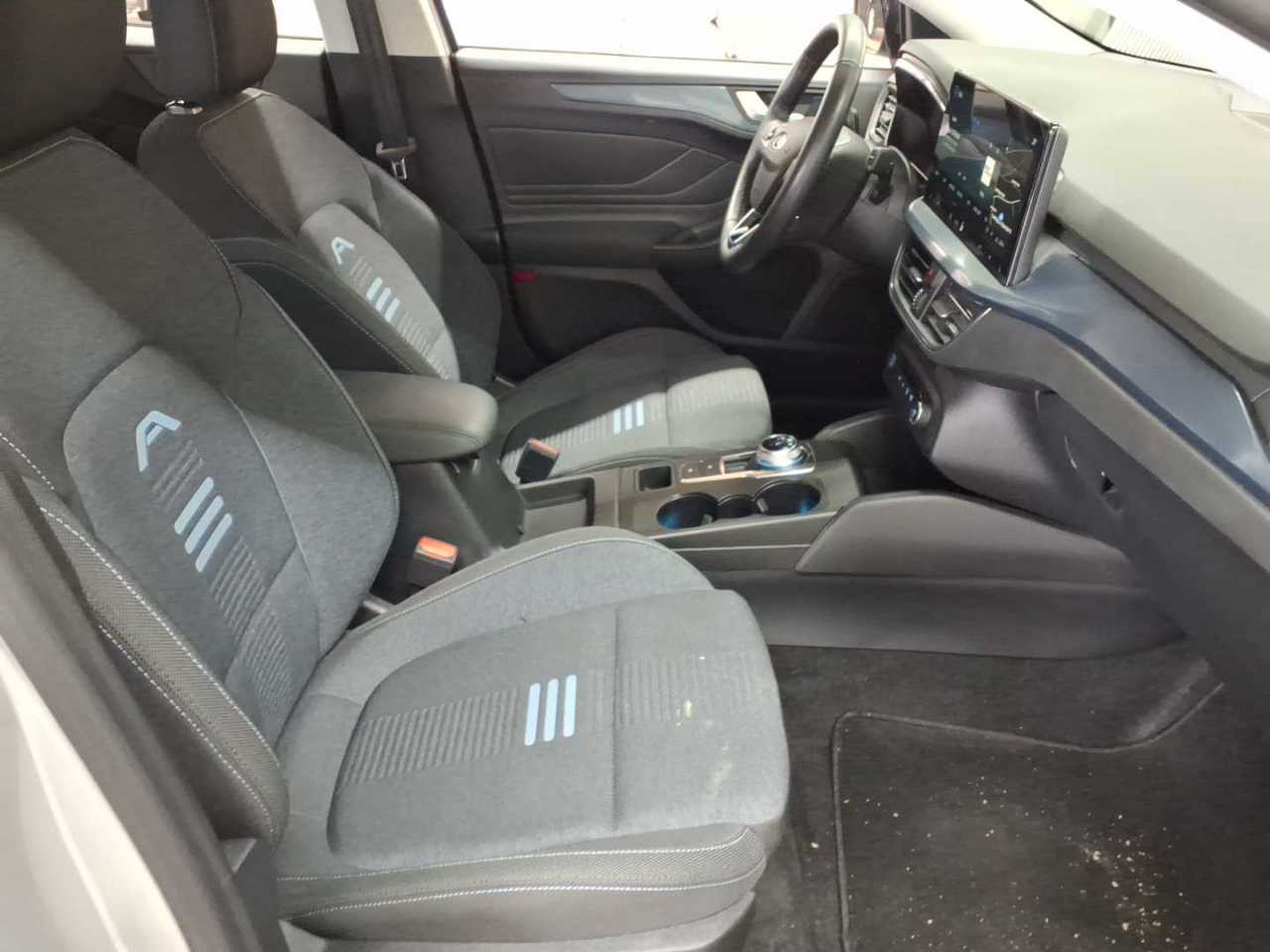 Ford Focus Turnier 1.5 EcoBlue Start-Stopp-System Aut. ACTIVE 8