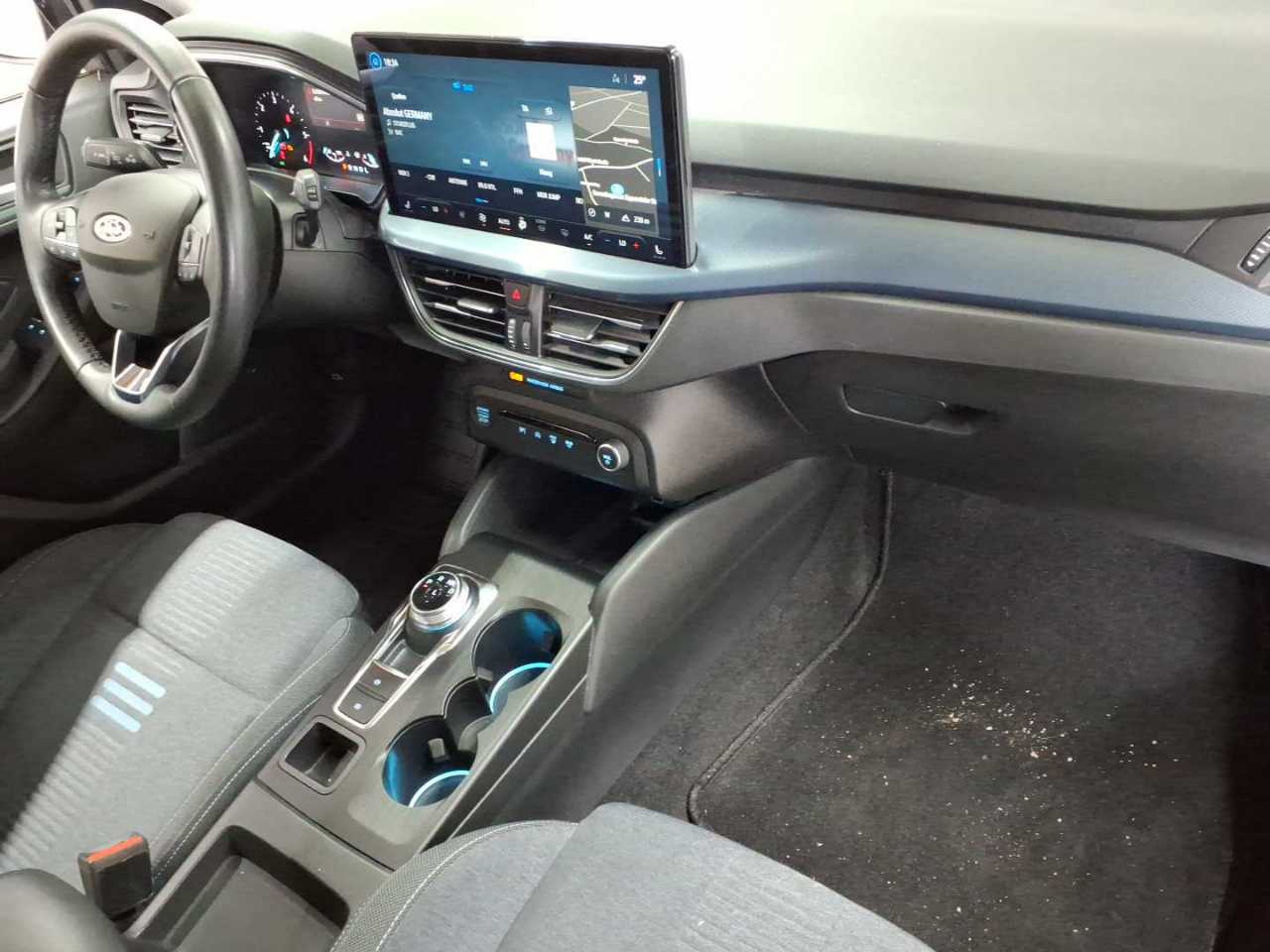 Ford Focus Turnier 1.5 EcoBlue Start-Stopp-System Aut. ACTIVE 9