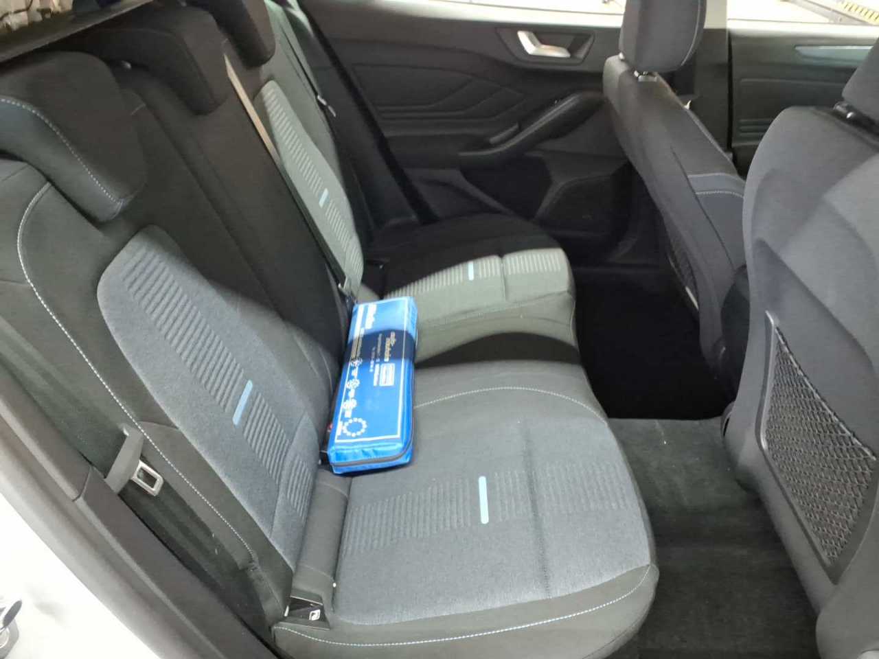 Ford Focus Turnier 1.5 EcoBlue Start-Stopp-System Aut. ACTIVE 14