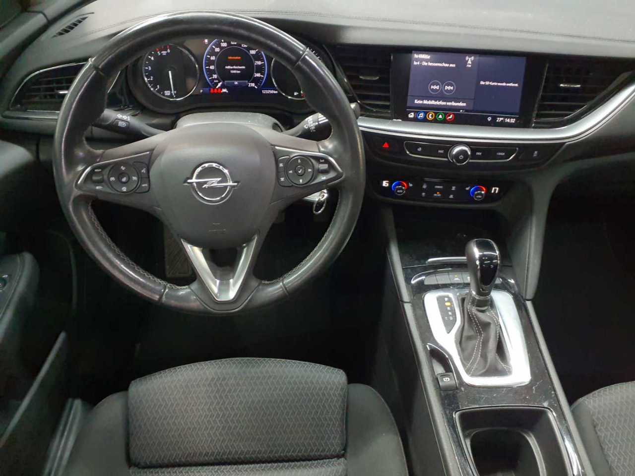 Opel Insignia Sports Tourer 2.0 Diesel Aut. Business Edition 5