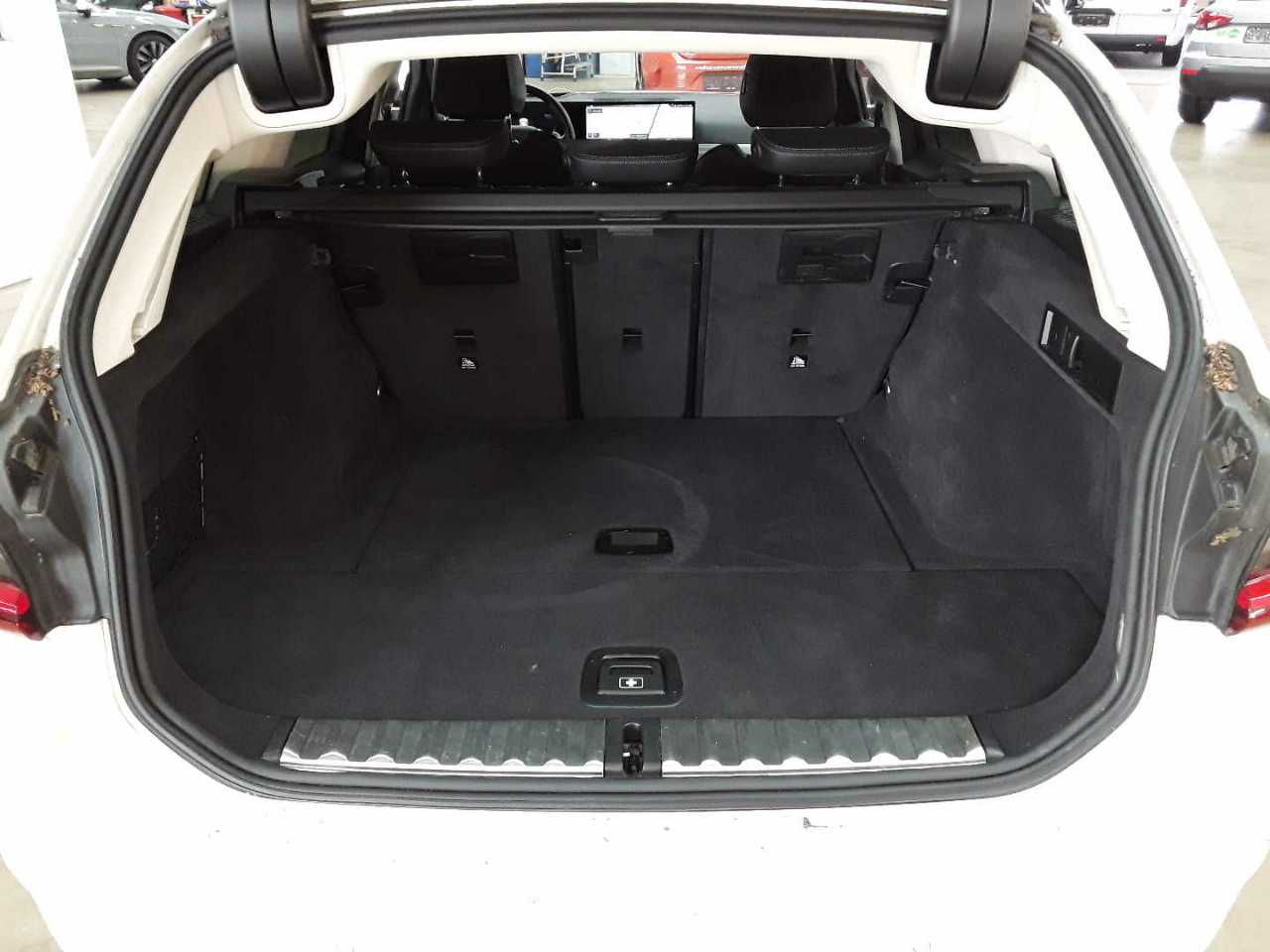 Bmw 318d Touring Aut. 9