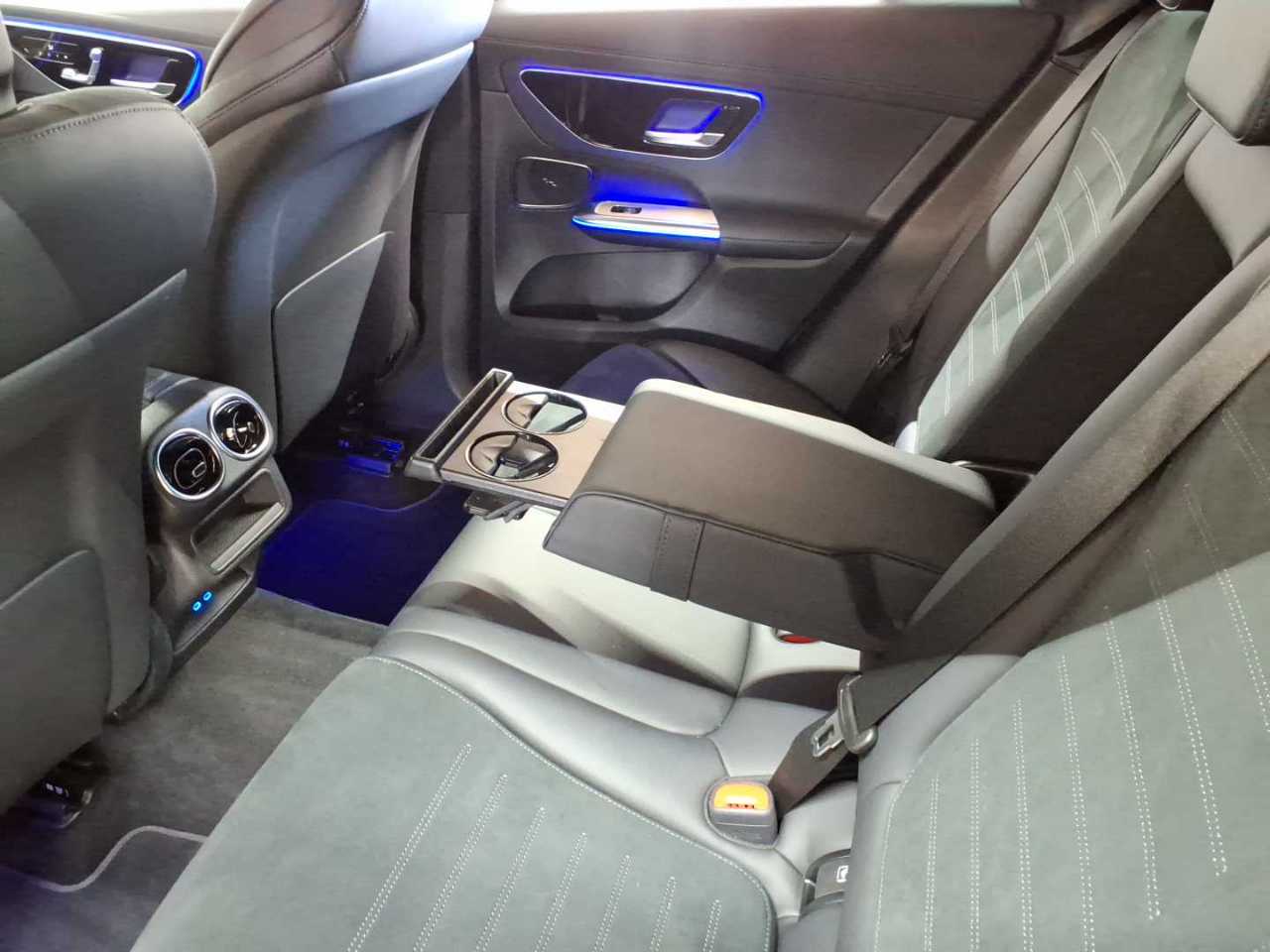 Mercedes-Benz GLC 220 d 4Matic 9G-TRONIC Edition AMG Line 8