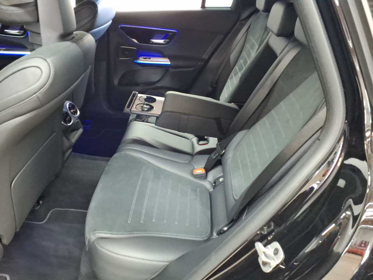 Mercedes-Benz GLC 220 d 4Matic 9G-TRONIC Edition AMG Line 7