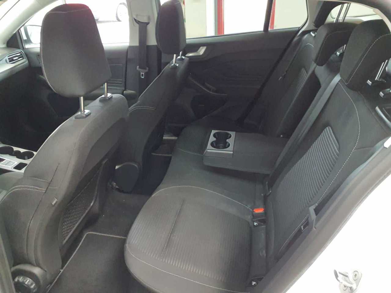 Ford Focus Turnier 1.5 EcoBlue Start-Stopp-System Aut. TITANIUM X 8