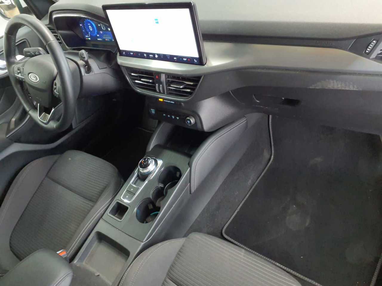 Ford Focus Turnier 1.5 EcoBlue Start-Stopp-System Aut. TITANIUM X 13
