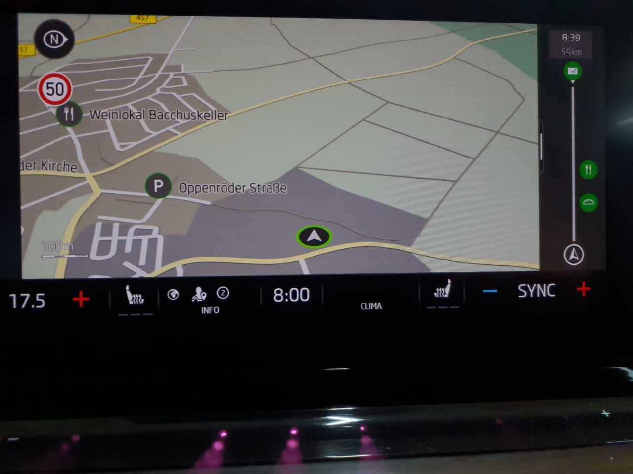 Skoda Octavia Combi 2.0 TDI DSG 4x4 Scout 12