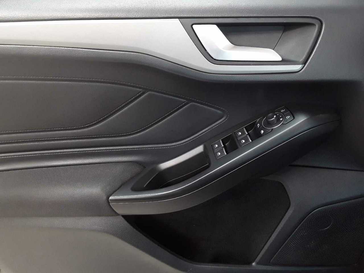 Ford Focus Turnier 1.5 EcoBlue Start-Stopp-System Aut. COOL&CONNECT 4
