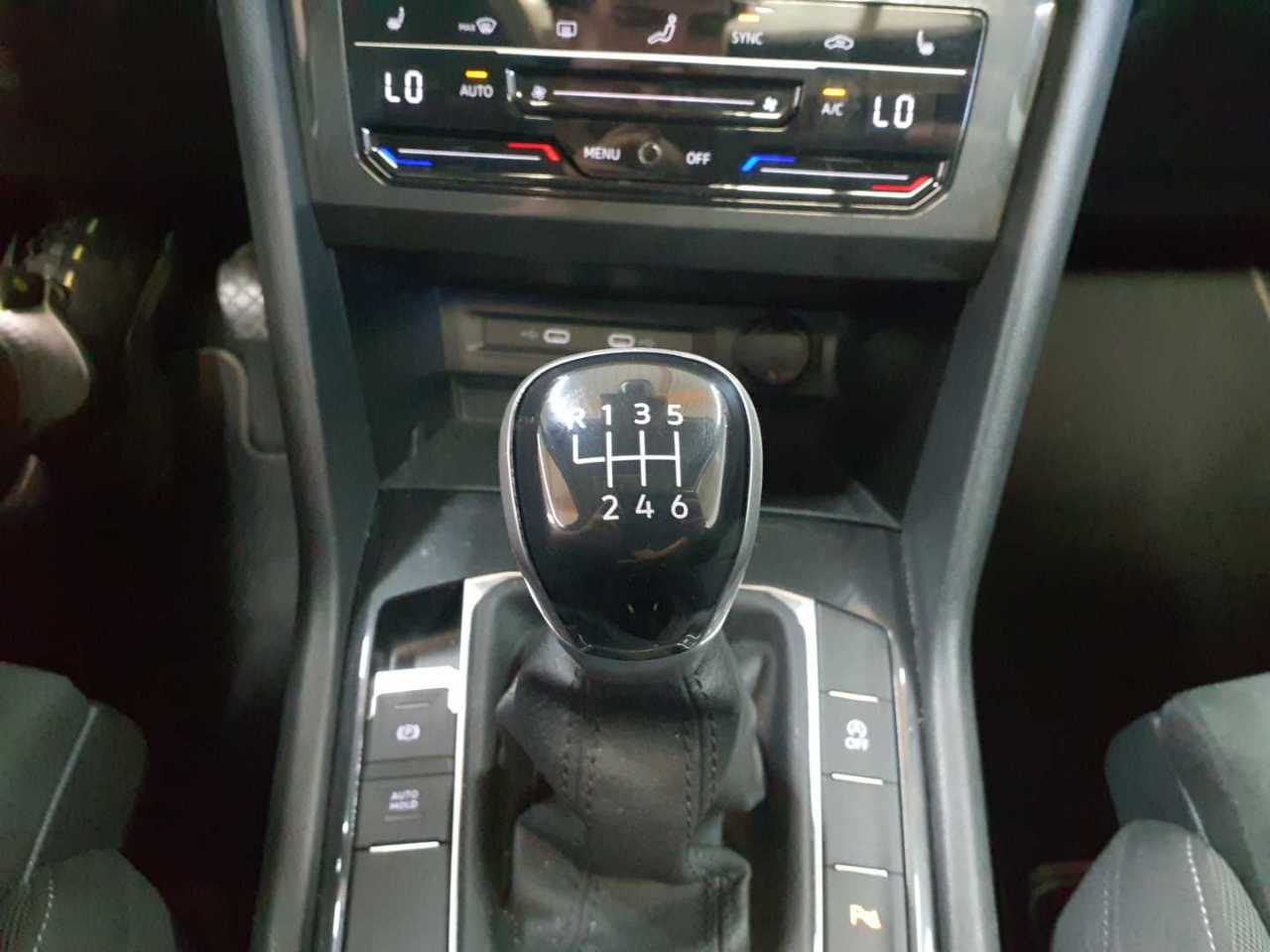 Vw Tiguan 2.0 TDI SCR Life 19