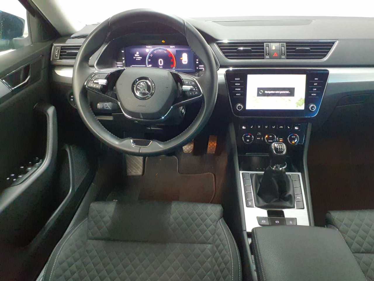 Skoda Superb Combi 2.0 TDI Ambition 5