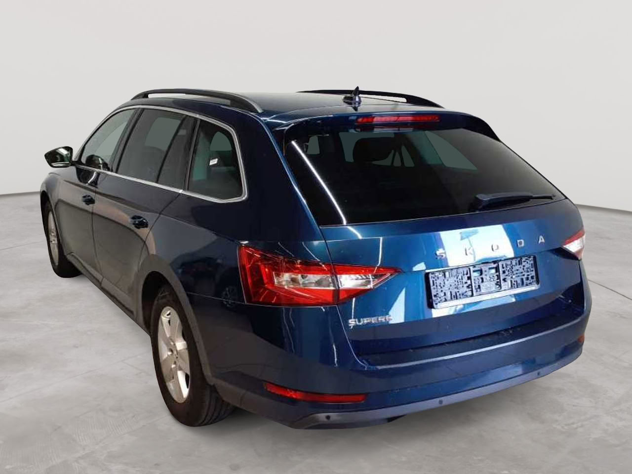 Skoda Superb Combi 2.0 TDI Ambition 2