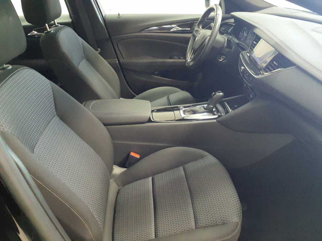 Opel Insignia Sports Tourer 1.5 Diesel Automatik Business 11