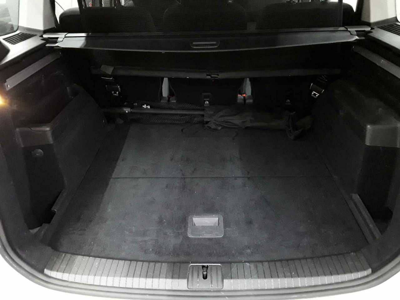 Vw Touran 2.0 TDI SCR DSG Comfortline 10