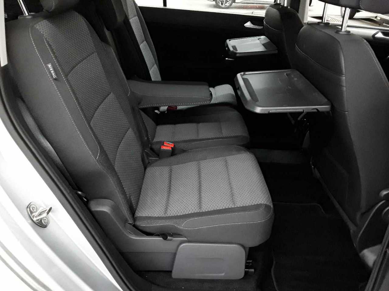 Vw Touran 2.0 TDI SCR DSG Comfortline 11