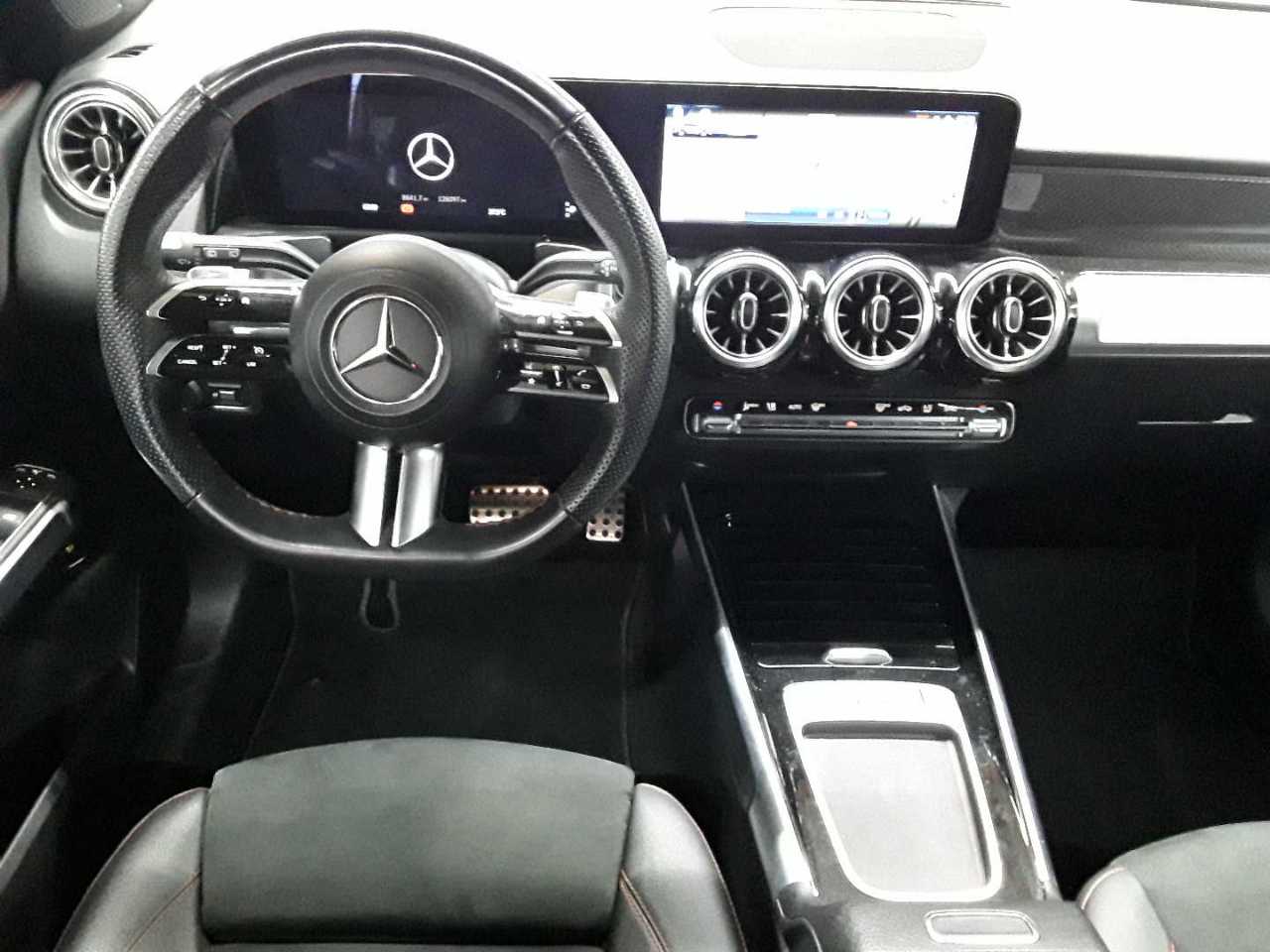 Mercedes-Benz GLB 220 d 4Matic 8G-DCT AMG Line Advanced Plus 7
