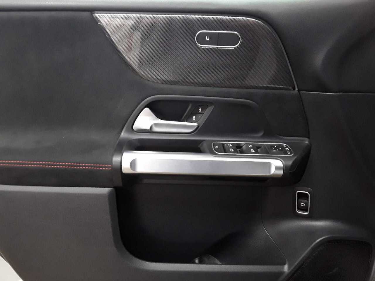 Mercedes-Benz GLB 220 d 4Matic 8G-DCT AMG Line Advanced Plus 4