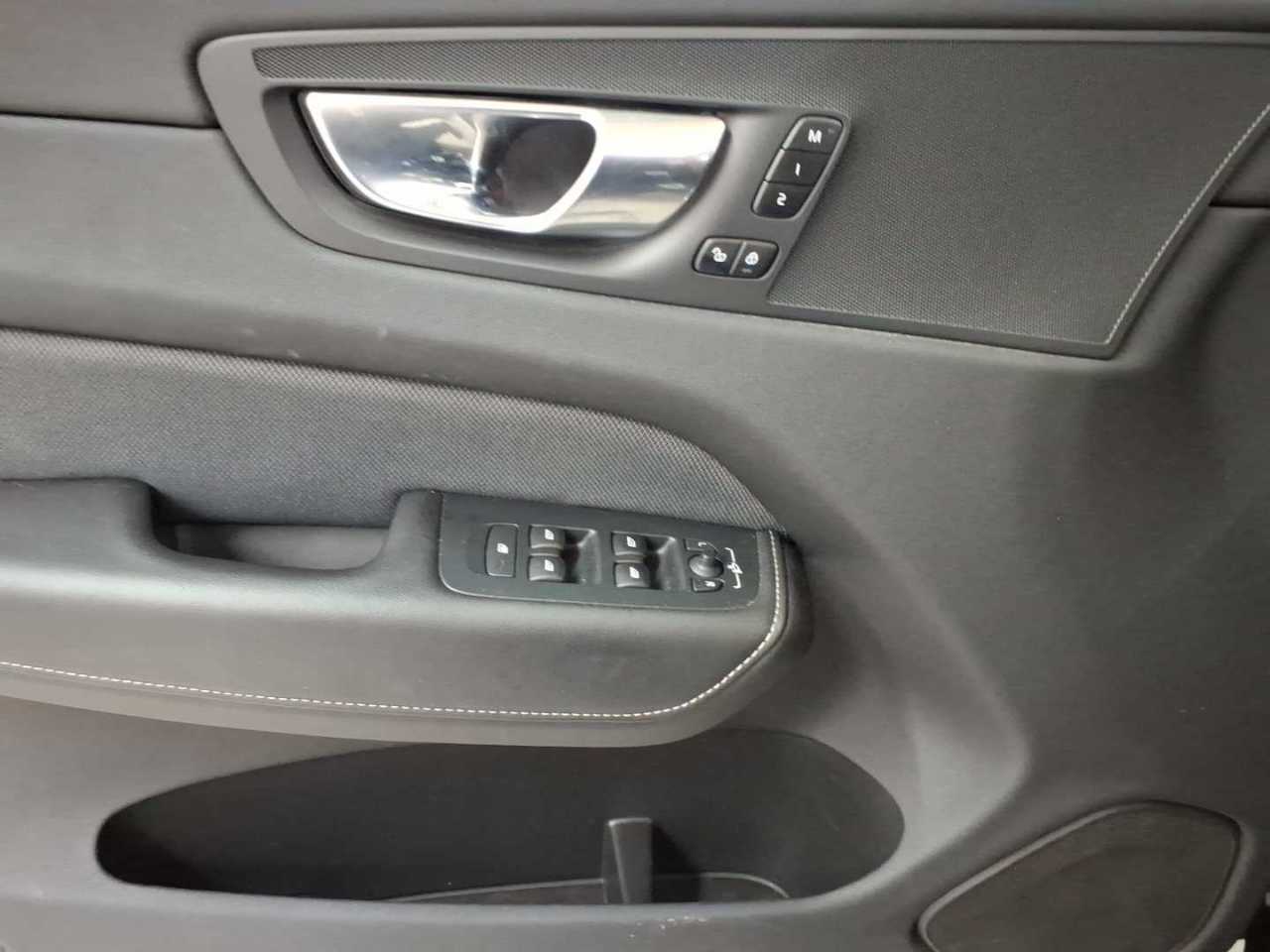 Volvo XC60 B4 D Geartronic RDesign 4