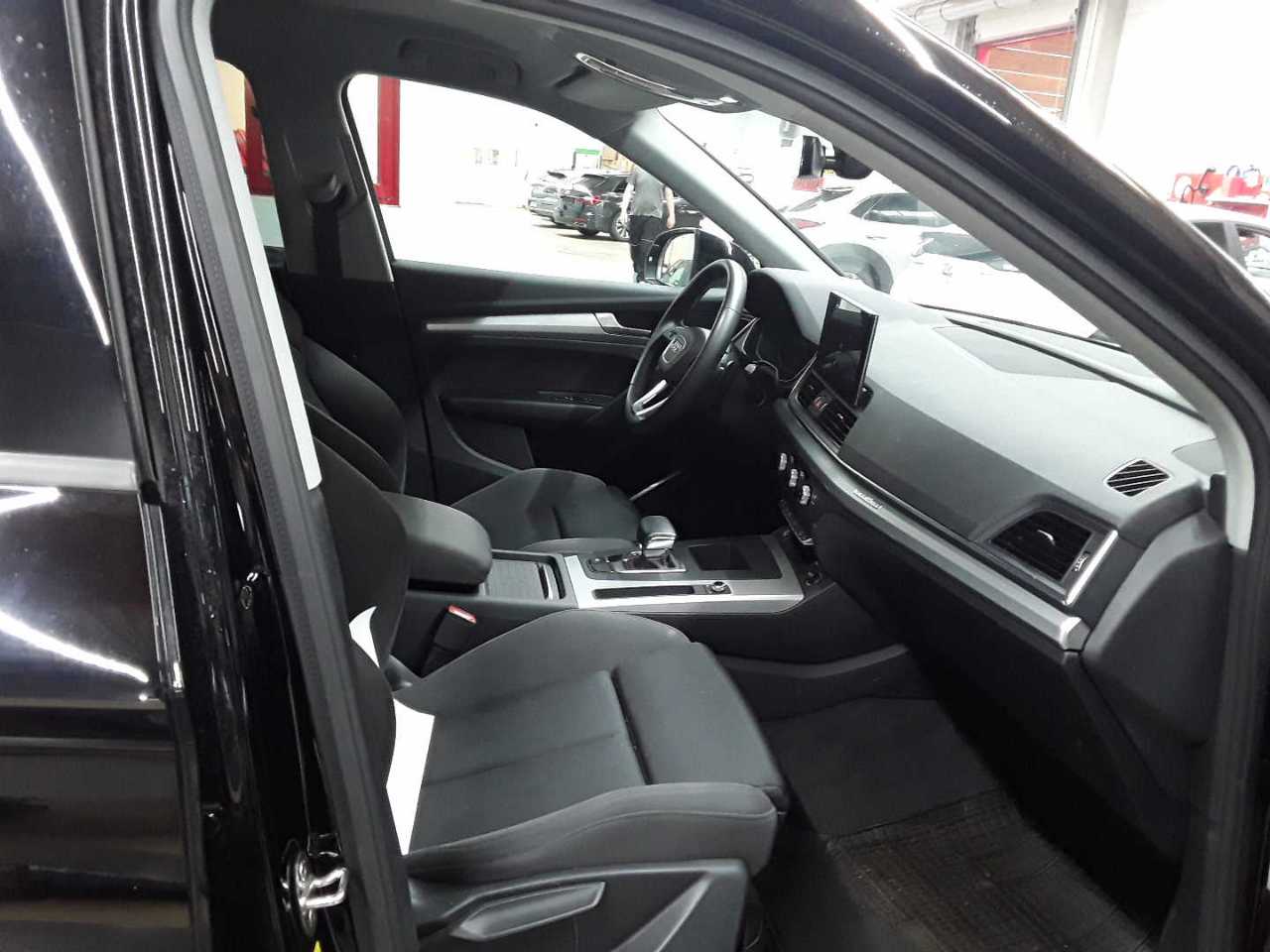 Audi Q5 40 TDI quattro S tronic 11