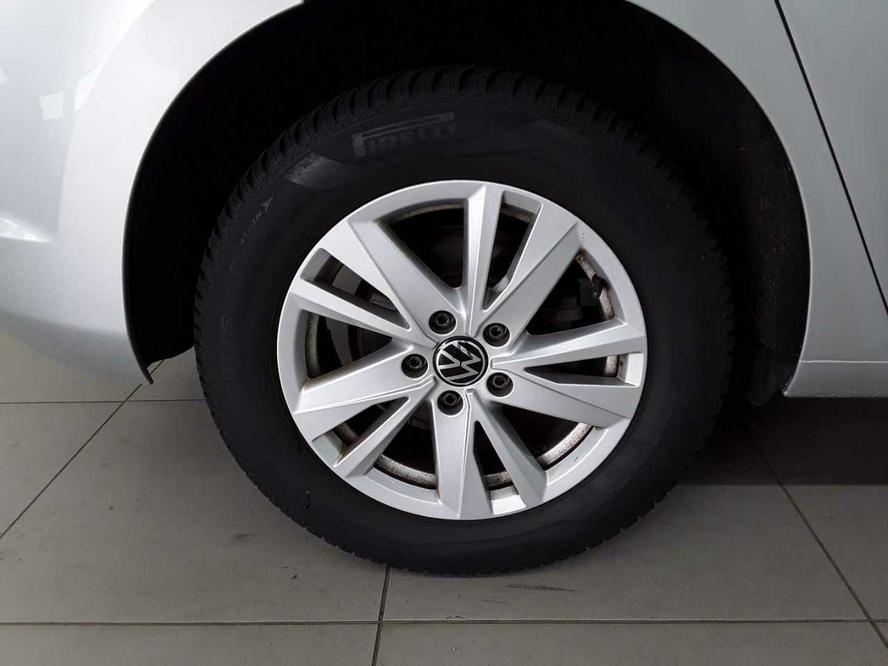 Vw Touran 2.0 TDI SCR DSG Comfortline 16