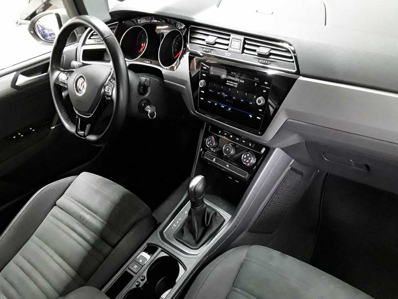 Vw Touran 2.0 TDI SCR DSG Comfortline 13