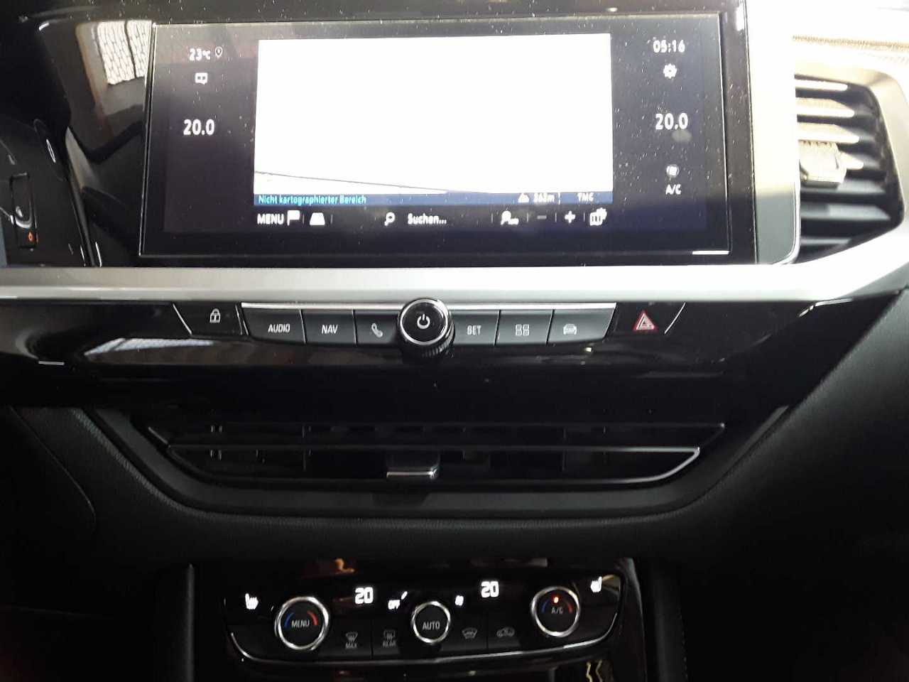 Opel Grandland 1.5 D Automatik Business Edition 14