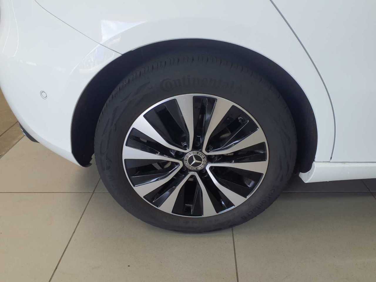 Mercedes-Benz A 200 d 4Matic 8G-DCT Progressive 10